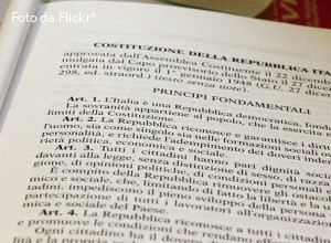 Un documento nel nome della Costituzione, contro ogni integralismo